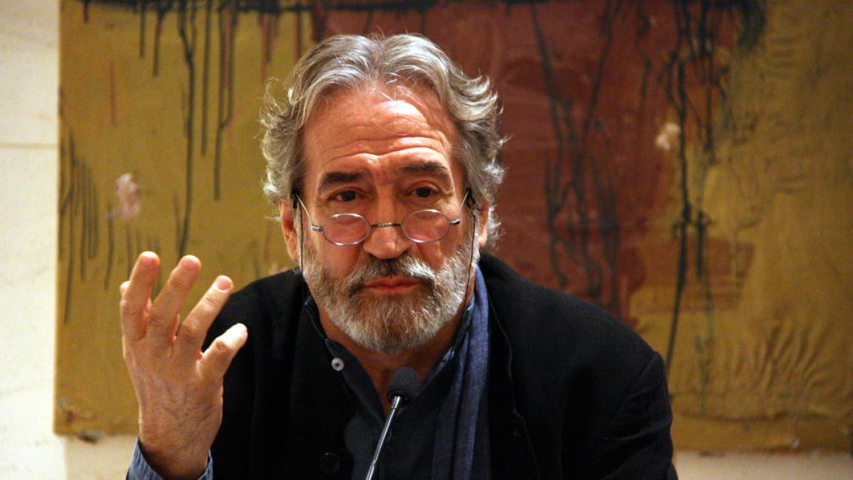 Jordi Savall, presentant el IV Festival de Música Antiga de Poblet.