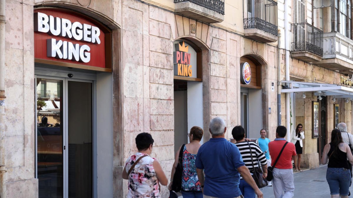 Imagen del nuevo establecimiento de Burger King en la rambla Nova de Tarragona.
