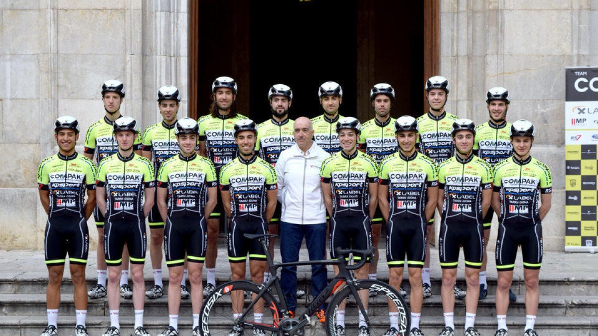 L'equip elit sub-23 del Club Ciclista Camplcar.