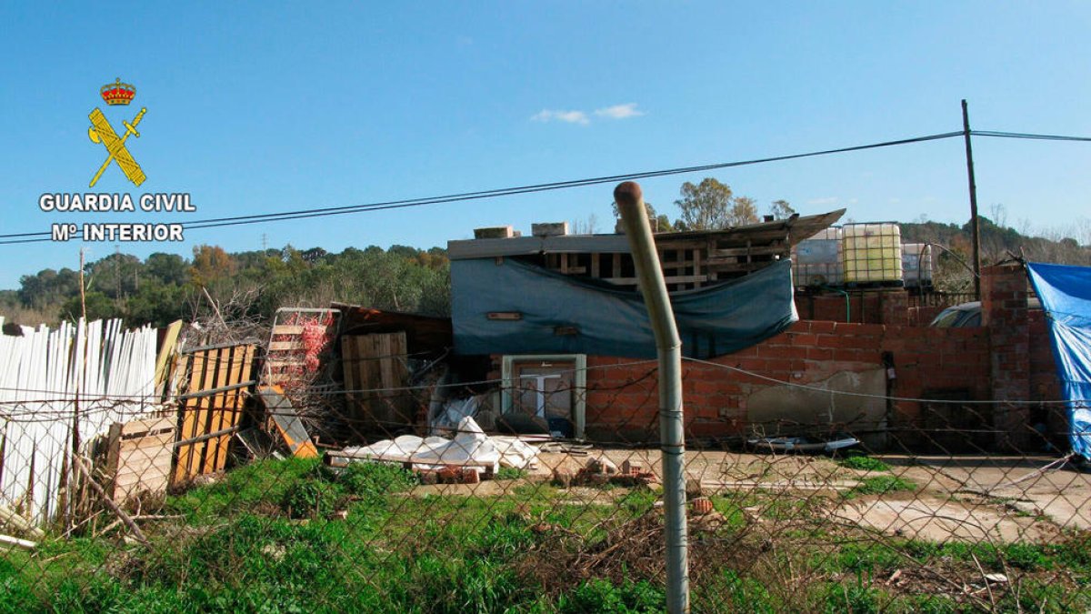 Una construcció denunciada per la Guàrdia Civil.