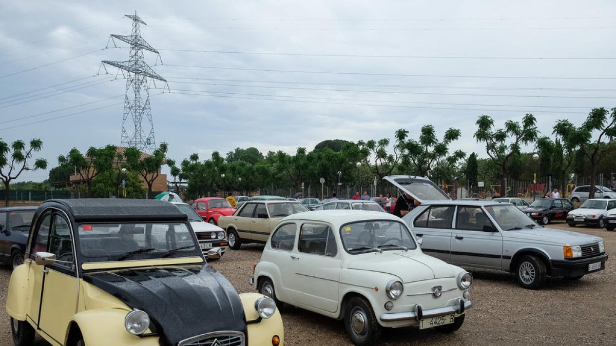 Les festes van donar el tret de sortida dissabte al matí amb la trobada de vehicles clàssics i Ford Capri.