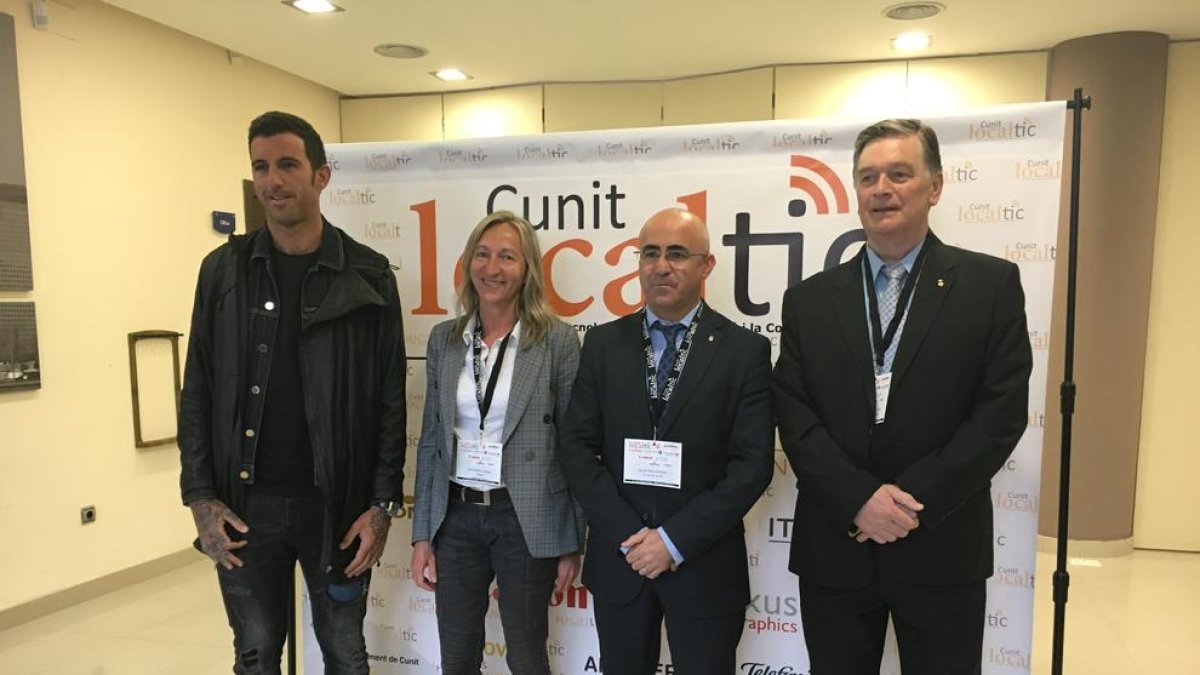 Cunit dóna el tret de sortida del primer Congrés Local de Tecnologies de la Informació i la Comunicació