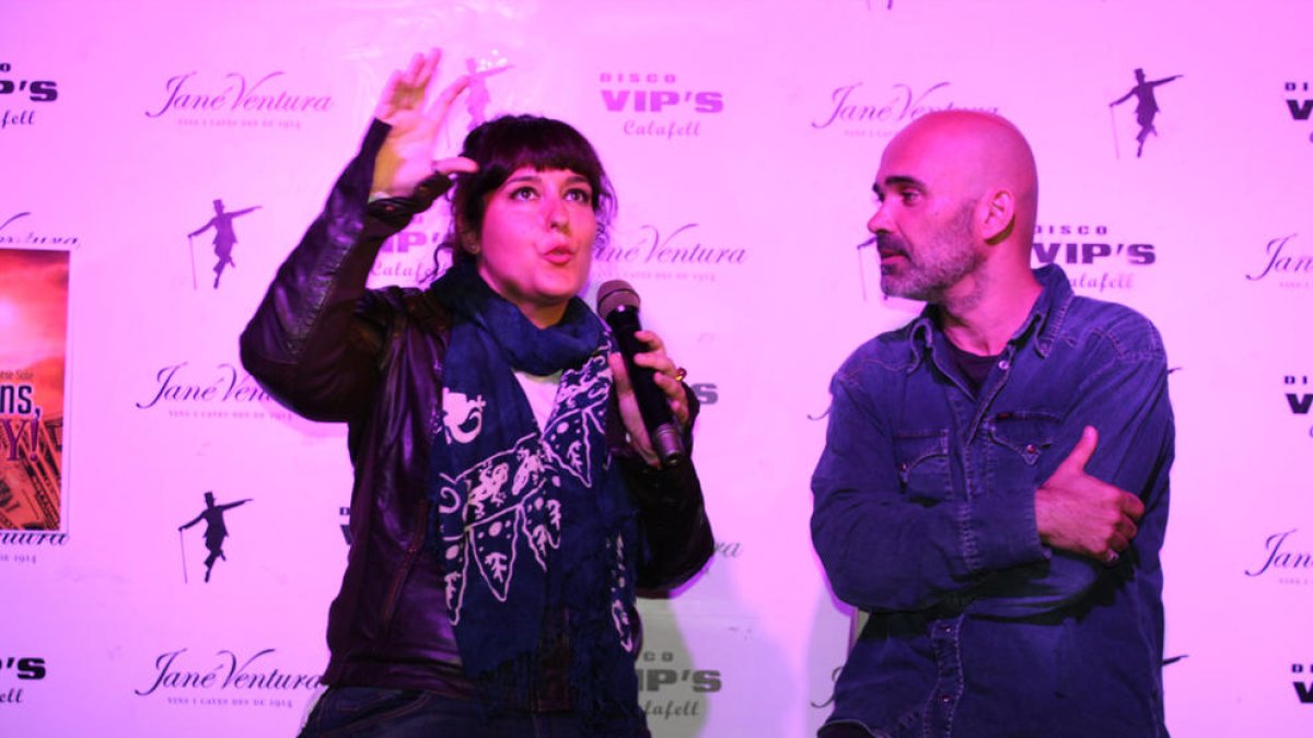 Montse Solé presenta la seva novel·la “100 millions Baby”