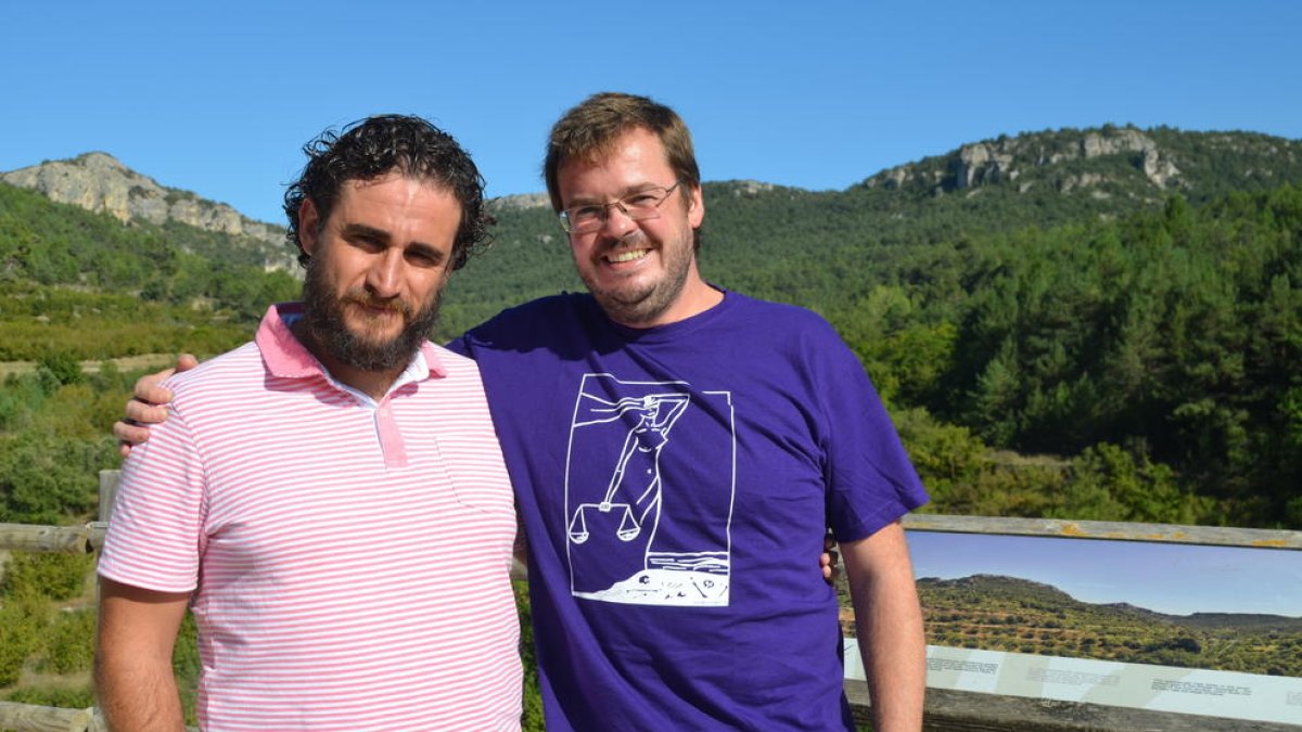 Miguel Mezquida i Javier Iglesias, membres fundadors de l'associació Arqueoantro.