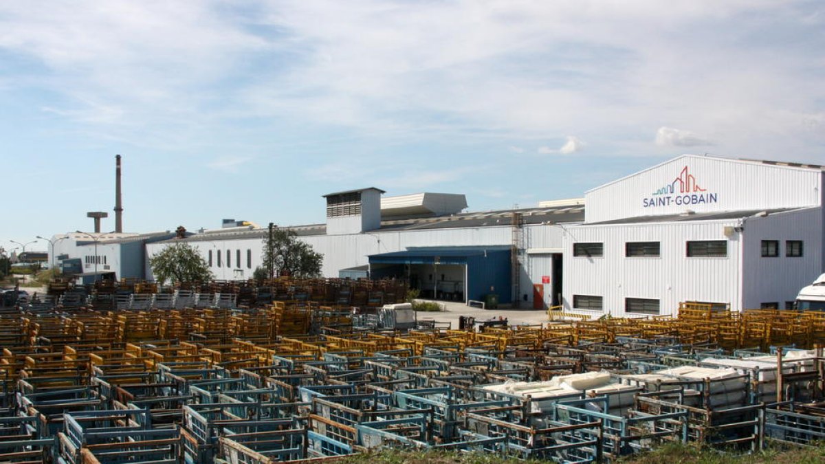 La fàbrica de Saint Gobain a l'Arboç.