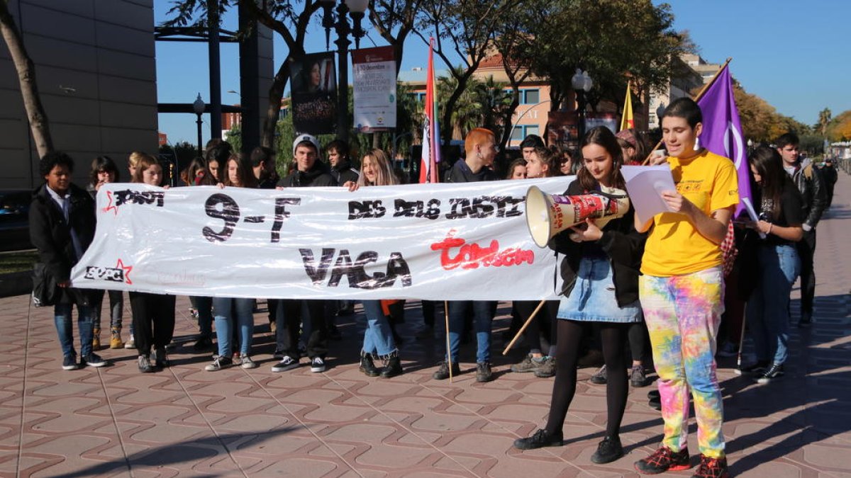 Imagen de archivo de la concentración contra la Lomce en Tarragona el 9 de febrero de 2017.