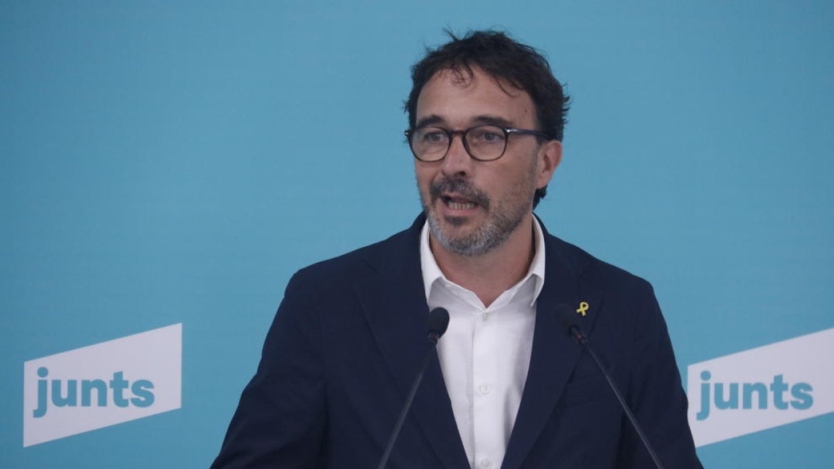 Rueda de prensa del portavoz de JxCat, Josep Rius.