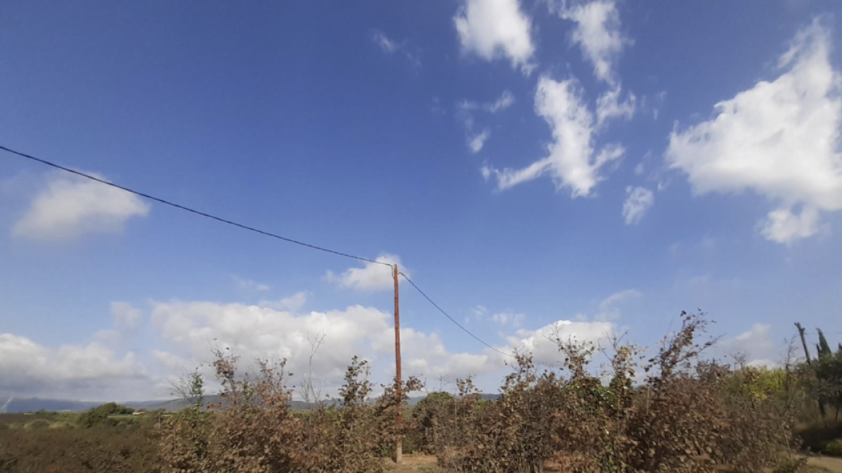 S'instal·laran 2.000 metres de nou cablejat de baixa tensió de tipus trenat.