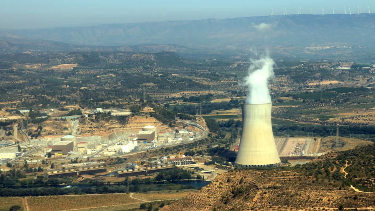 Imatge d'arxiu de la central nuclear d'Ascó