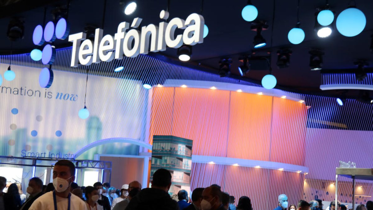 Imagen del estand de Telefonica en el Mobile World Congress del 2022. en el pabellón 3 de Feria de Barcelona.