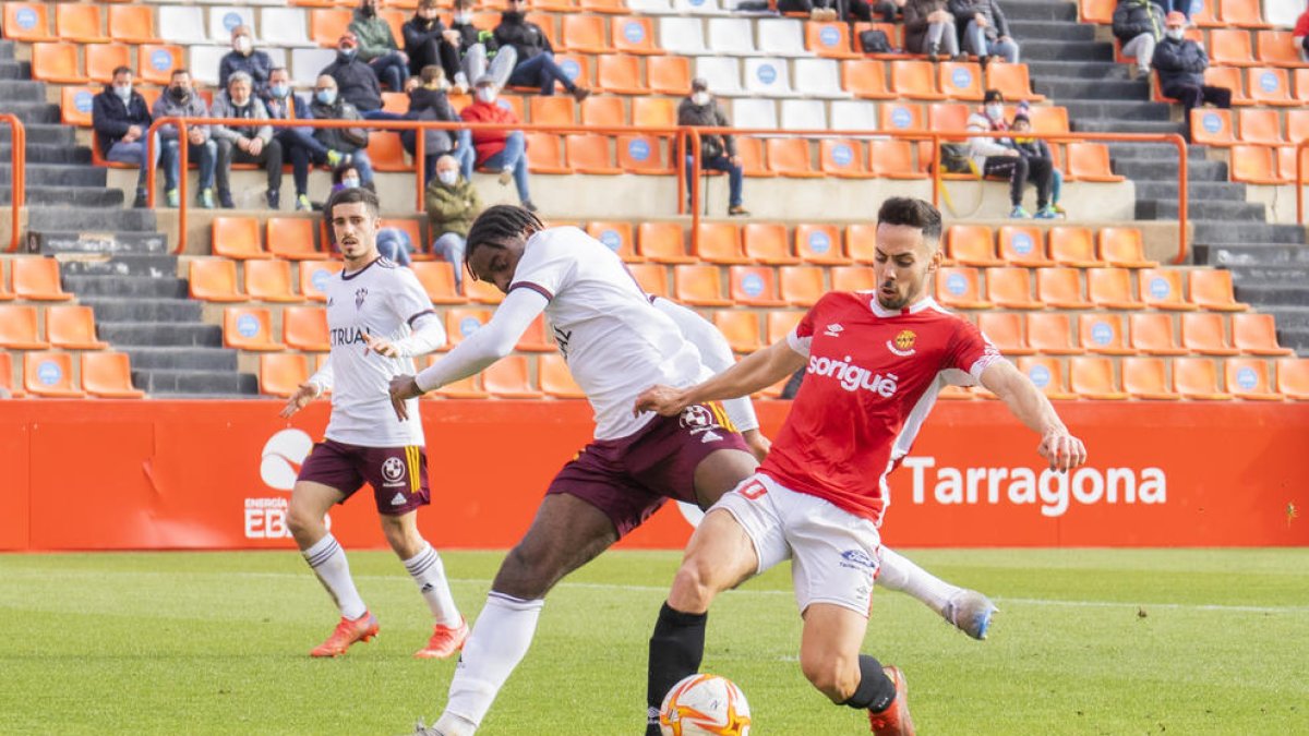 El Nàstic va empatar a zero el partit d'anada tot i que va tenir opcions de guanyar-lo.