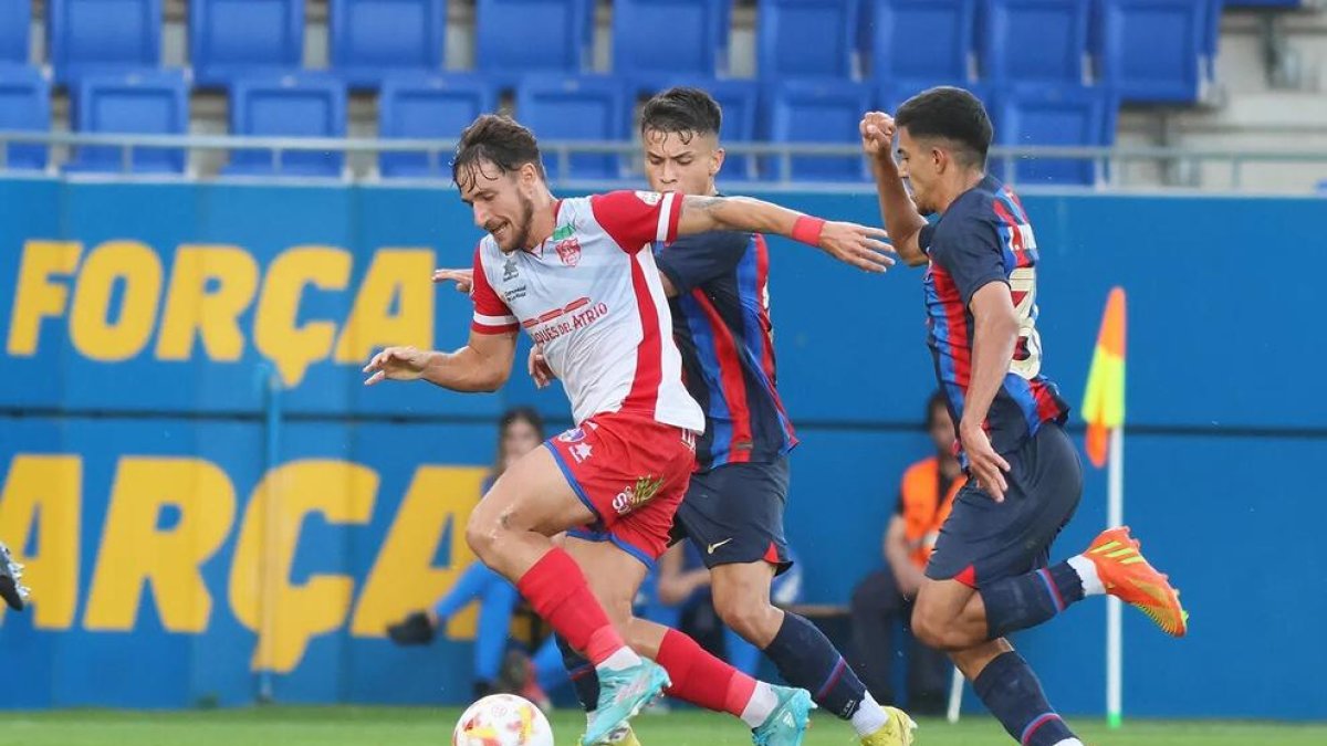 El Calahorra perdió el último partido en el campo del Barça Atlètic, a pesar de que tuvieron ocasiones para marcar.