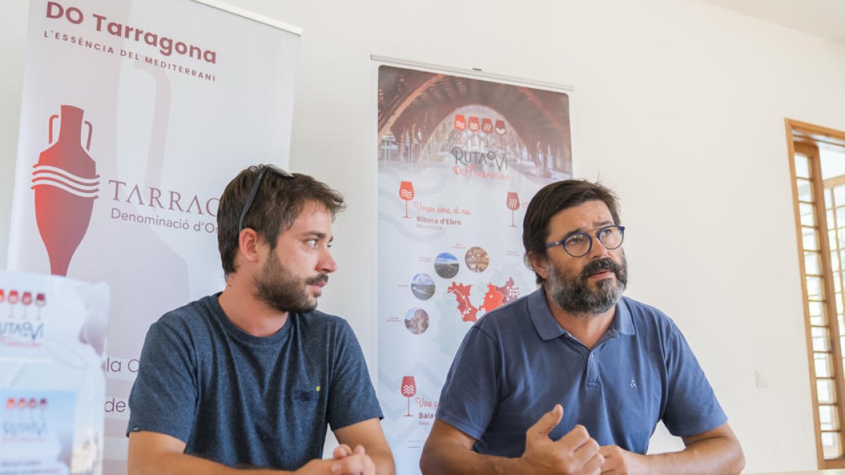 Xavier Ferrer i Oriol Pérez en la presentació de les activitats.