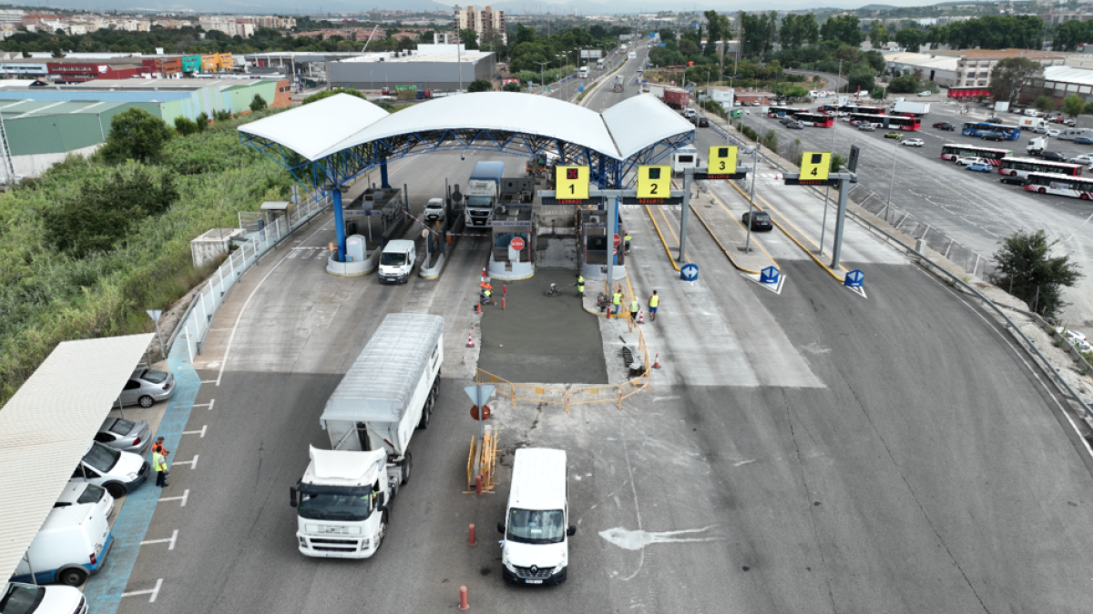 Hasta el 19 de septiembre de 2022, 2.307.807 vehículos han entrado y salido del Port de Tarragona.