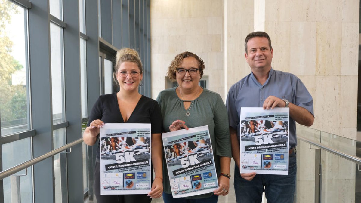 Imatge de la presentació de la cursa i caminada solidària que organitza l'Associació de Familiars Alzheimer Costa Daurada.