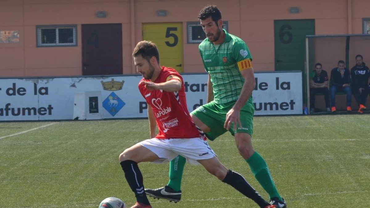 Alfons, jugant contra el Cornellà