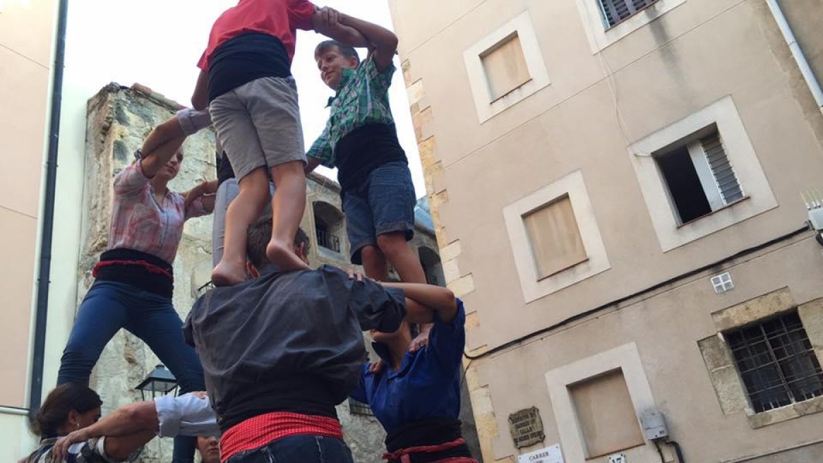 Castellers por un día y sin pertenecer a ninguna colla