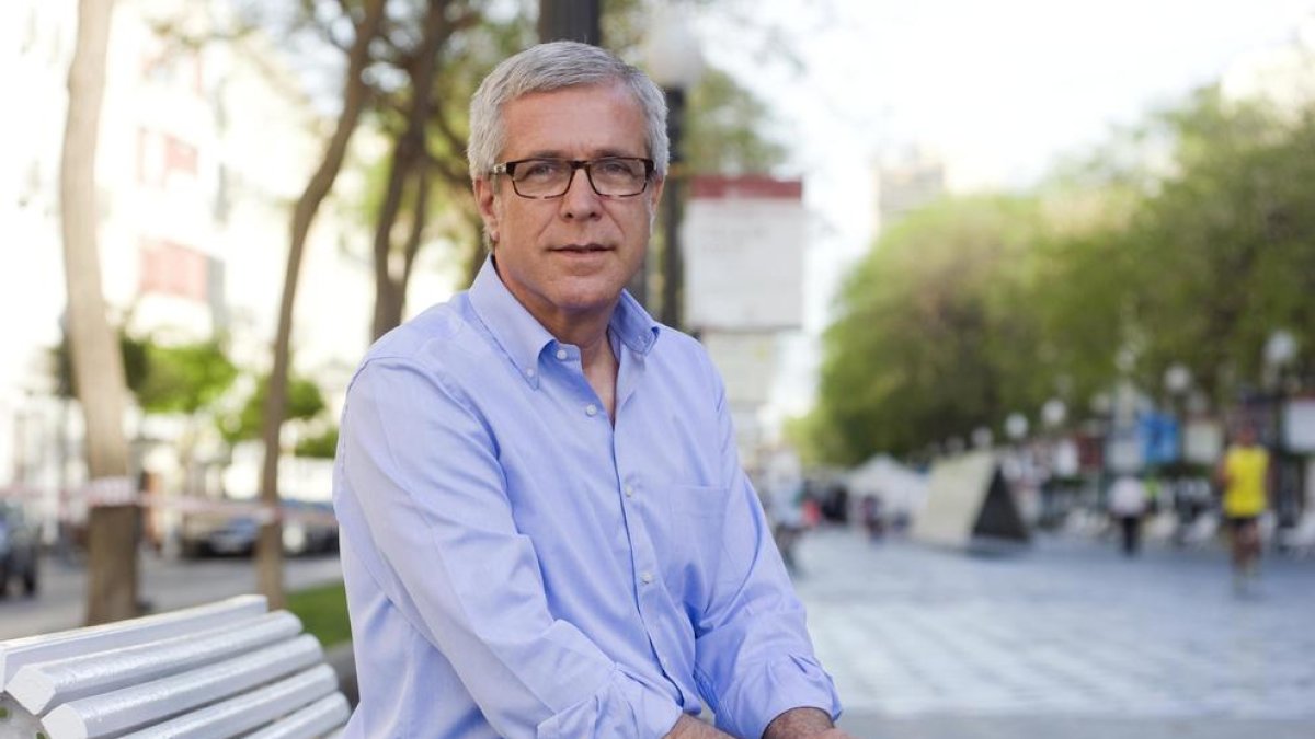 L'alcalde de la ciutat, Josep Fèlix Ballesteros, es reunirà demà amb el ministre Méndez de Vigo.