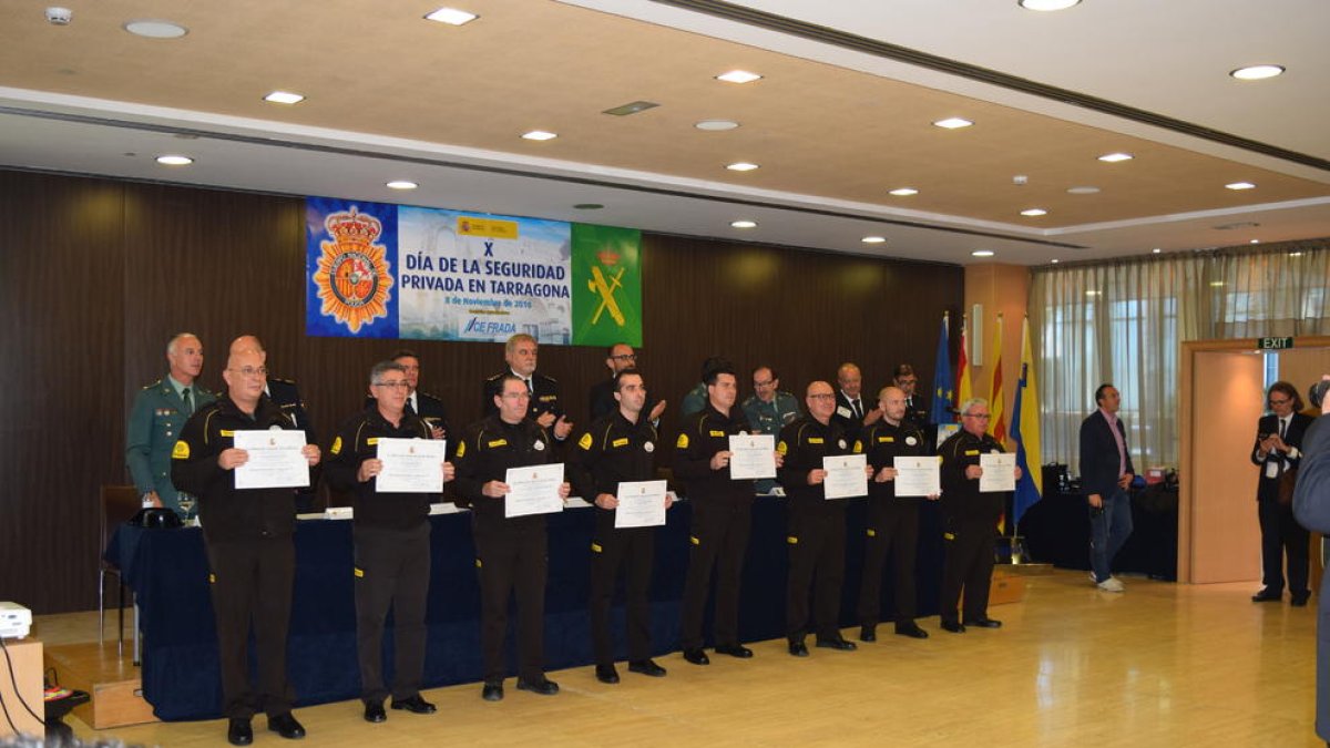 Es van entregar mencions honorífiques a 78 vigilants de seguretat al llarg del X Dia de la Seguridad Privada de Tarragona.