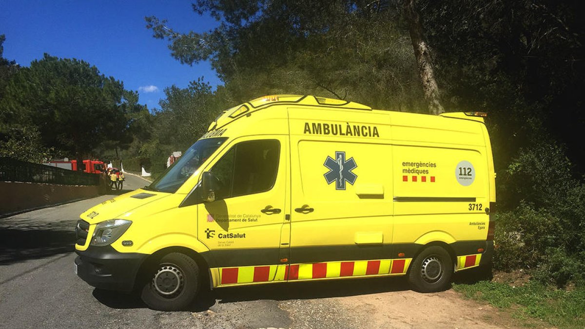 Imatge d'arxiu d'una ambulància del SEM.