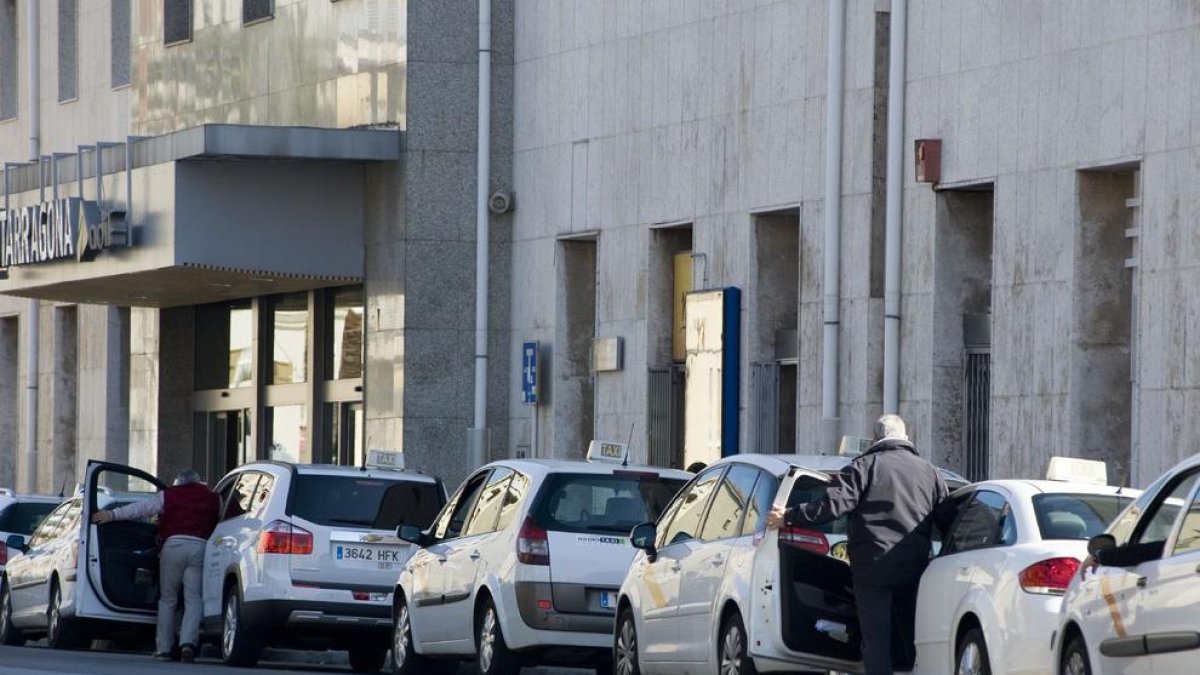 La problemática se centra en la estación de autobuses, pero también se han dado casos en la estación de tren.