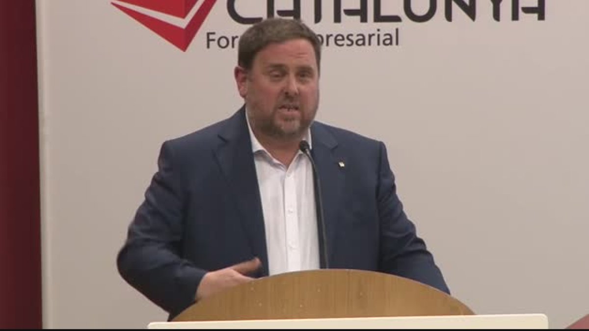 El vicepresidente del Gobierno participó ayer en el acto de clausura de la conferencia del ciclo 'Els empresaris volem saber', en Tarragona.