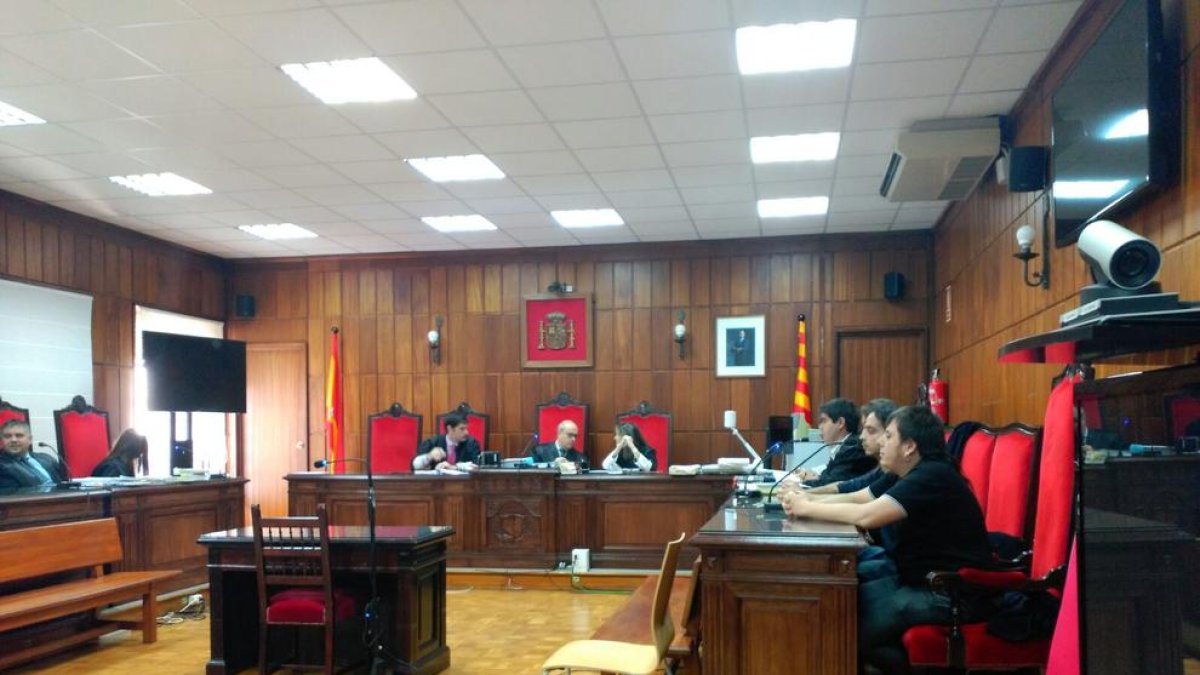 Imatge del judici del Cas Bershka, que s'està celebrant aquest dimecres a l'Audiència Provincial de Tarragona.