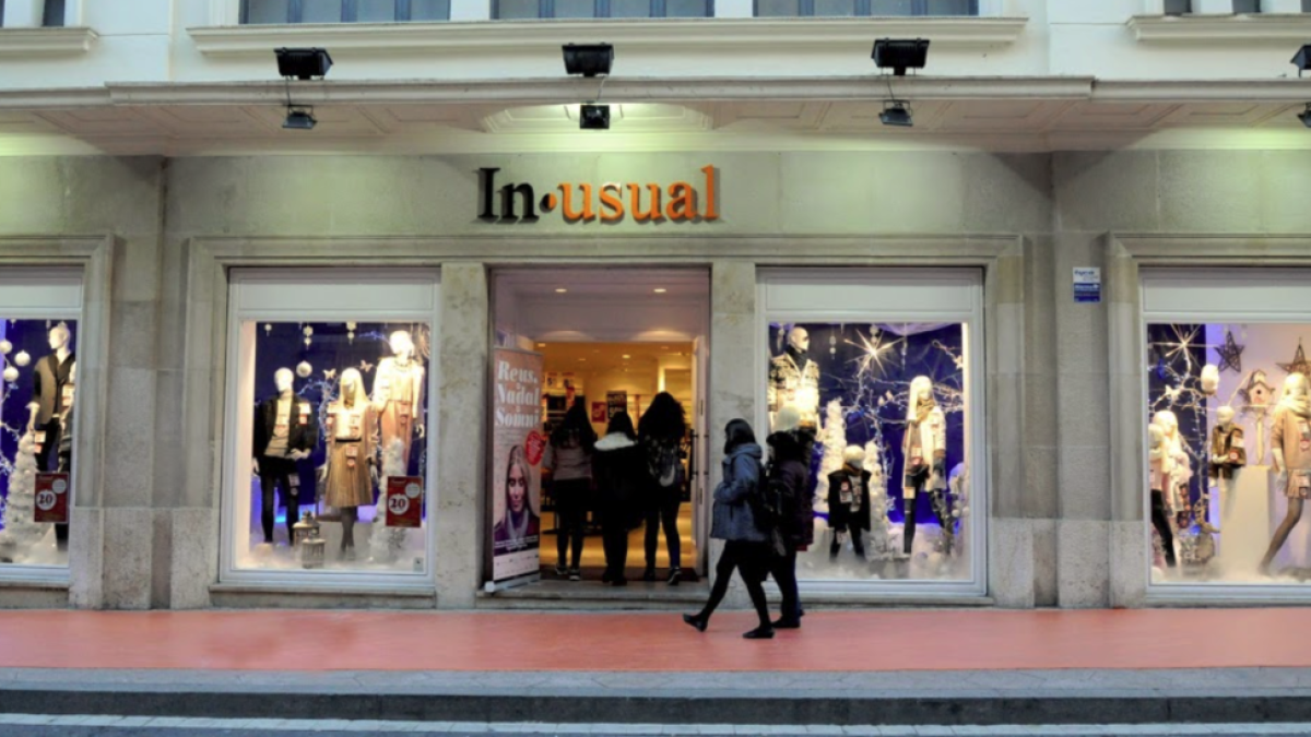 La tienda Inusual en Reus, ya cerrada, abrió el 28 de octubre del pasado 2016.