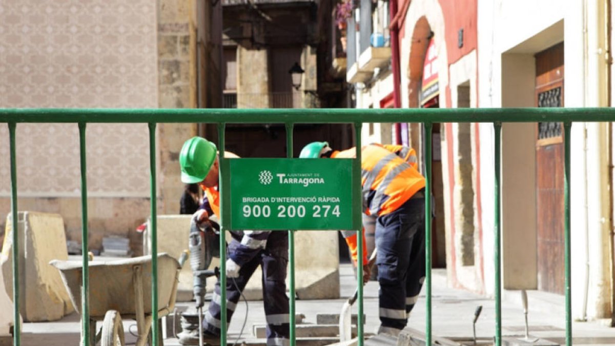 Imatge d'arxiu d'unes obres realitzades per la Brigada d'Intervenció Ràpida.