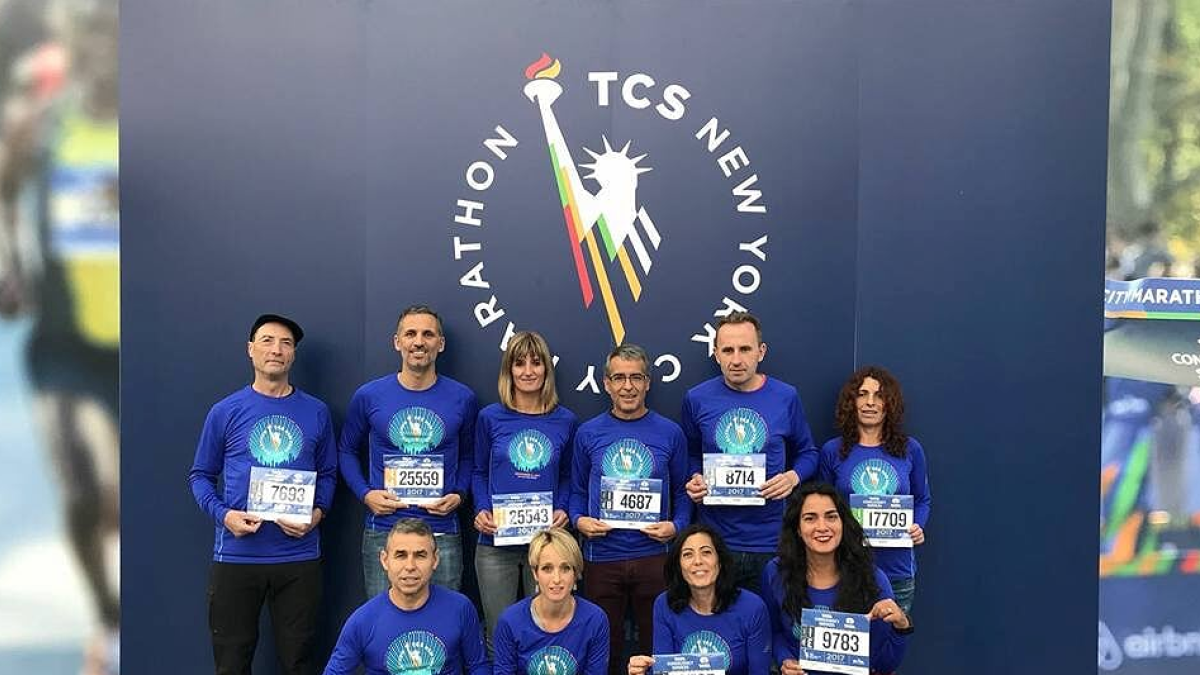 Imatge dels membres del Club Esportiu Tarragona Fondistes que van participar en la Marató de Nova York.