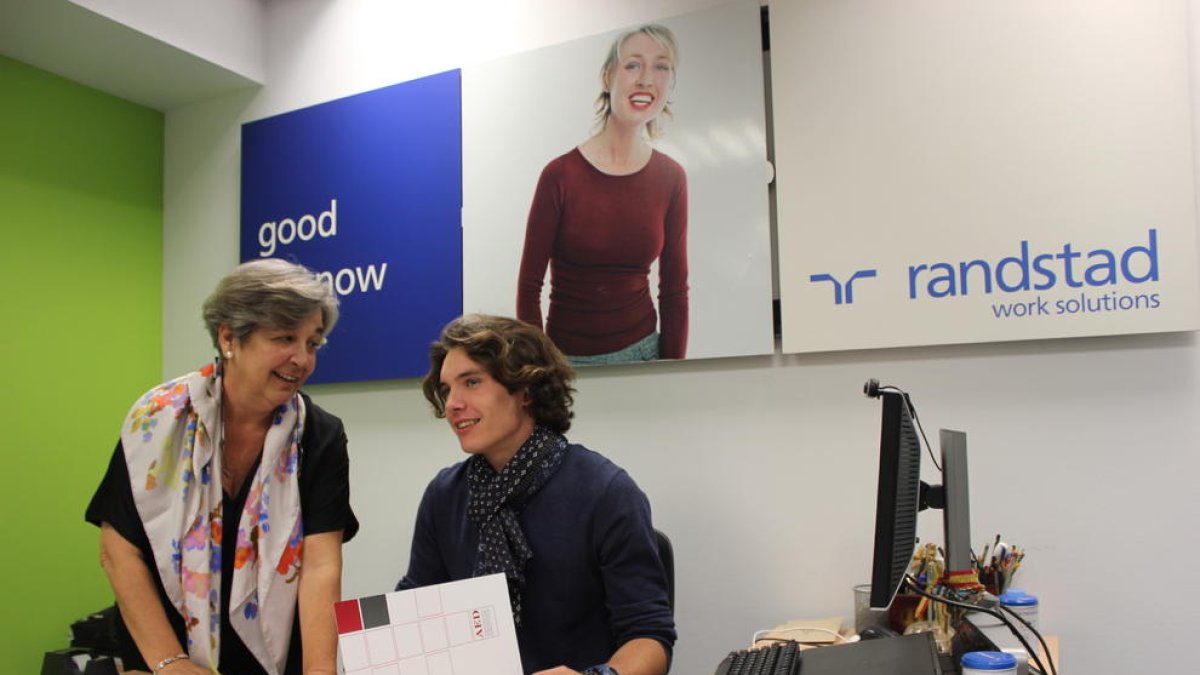 Pilar Sevil y Josep Maria Marsal, en la sede de Randstad de Tarragona.