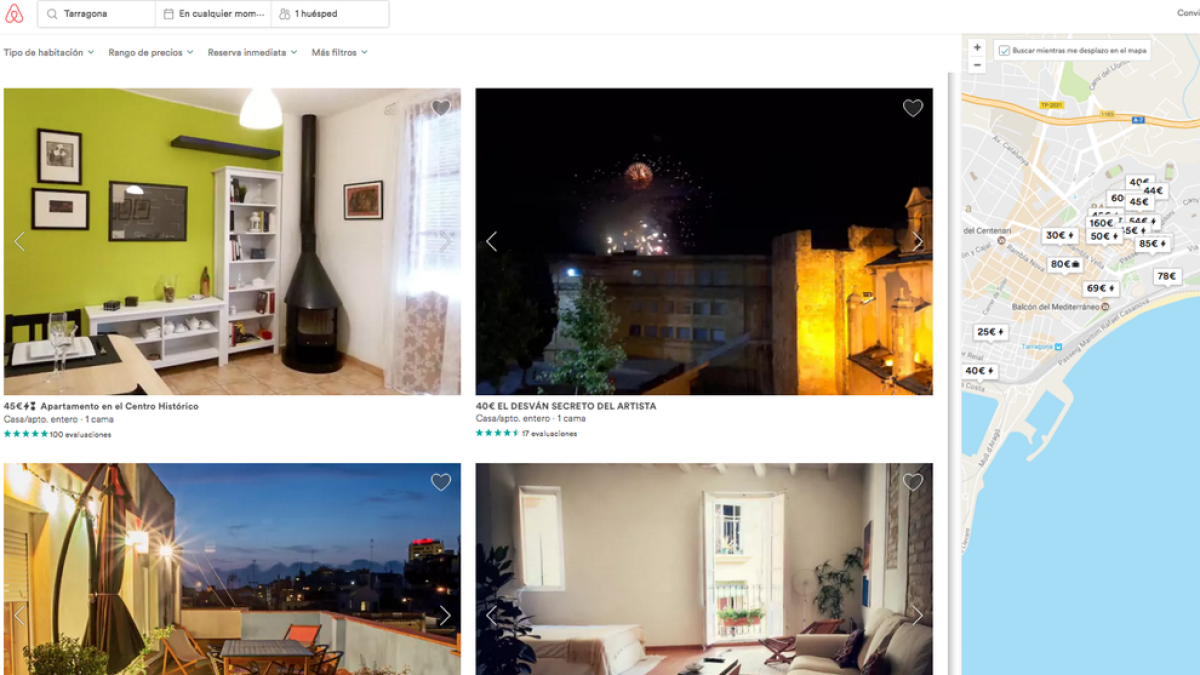 Captura de pantalla del portal web de Airbnb cuando se procede a buscar pisos turísticos en la ciudad de Tarragona.