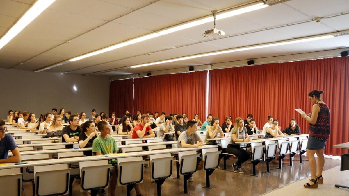 Un momento de las Pruebas de Acceso a la Universidad de este 2017 en el Campus Catalunya de la URV, que permitirán a los estudiantes acceder a los grados universitarios.