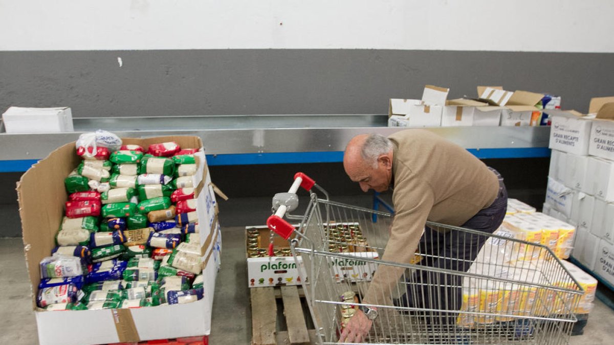 El Banc dels Aliments distribueix mig milió més de quilos que el 2014