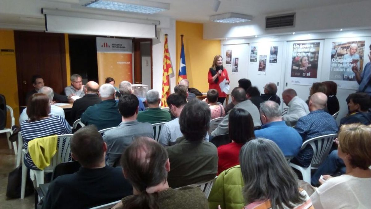 Congrés comarcal d'ERC a Tarragona, amb Raquel Sans, independent que ara s'inlou a la llista electoral.