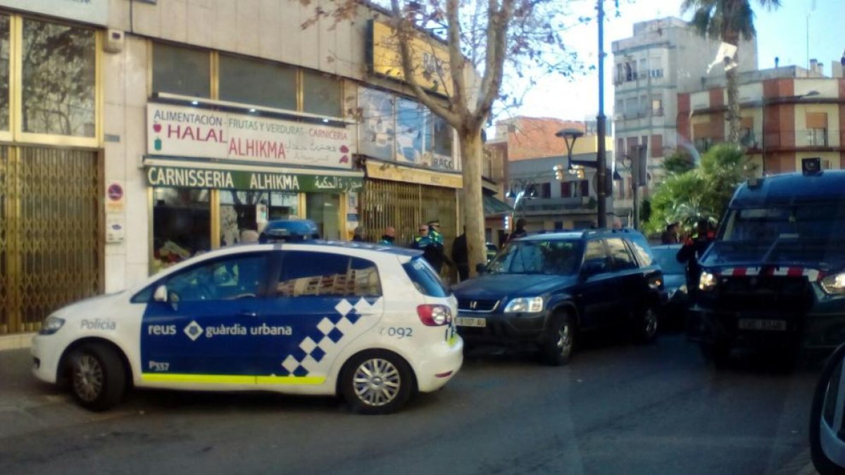 La policia hi ha acudit ràpidament.