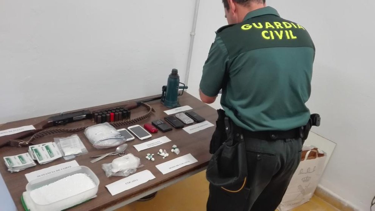 Quatre detinguts d'una xarxa de distribució de cocaïna a Sant Carles de la Ràpita