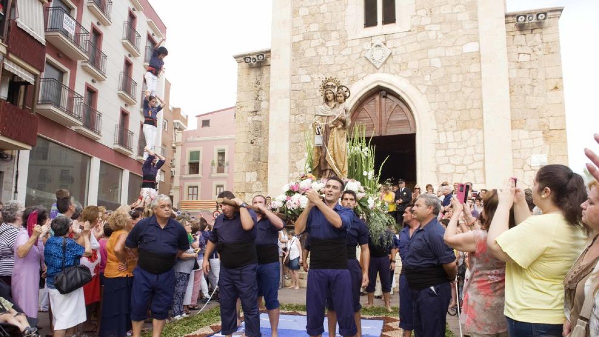 Instant de la processó de la Verge del Carme de l'any 2015.