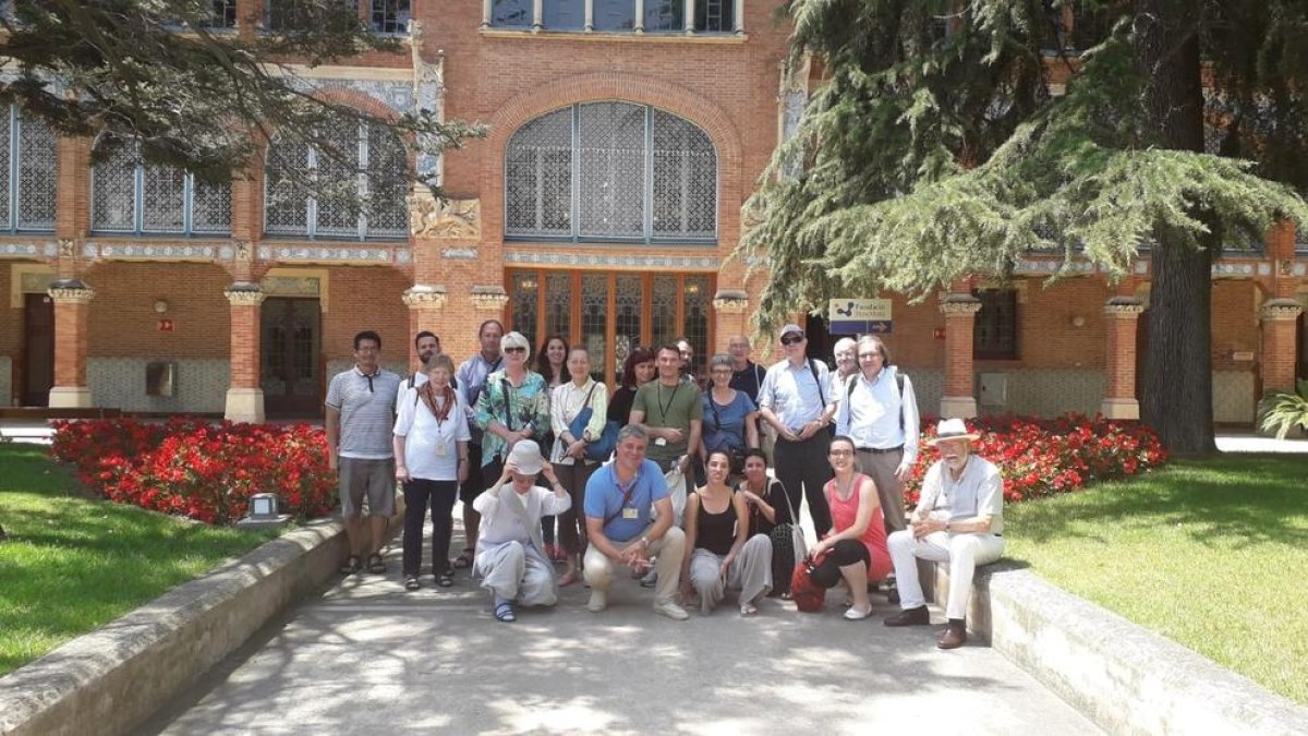 El grup i Bugueras, ahir a l'Institut Pere Mata, a Reus.