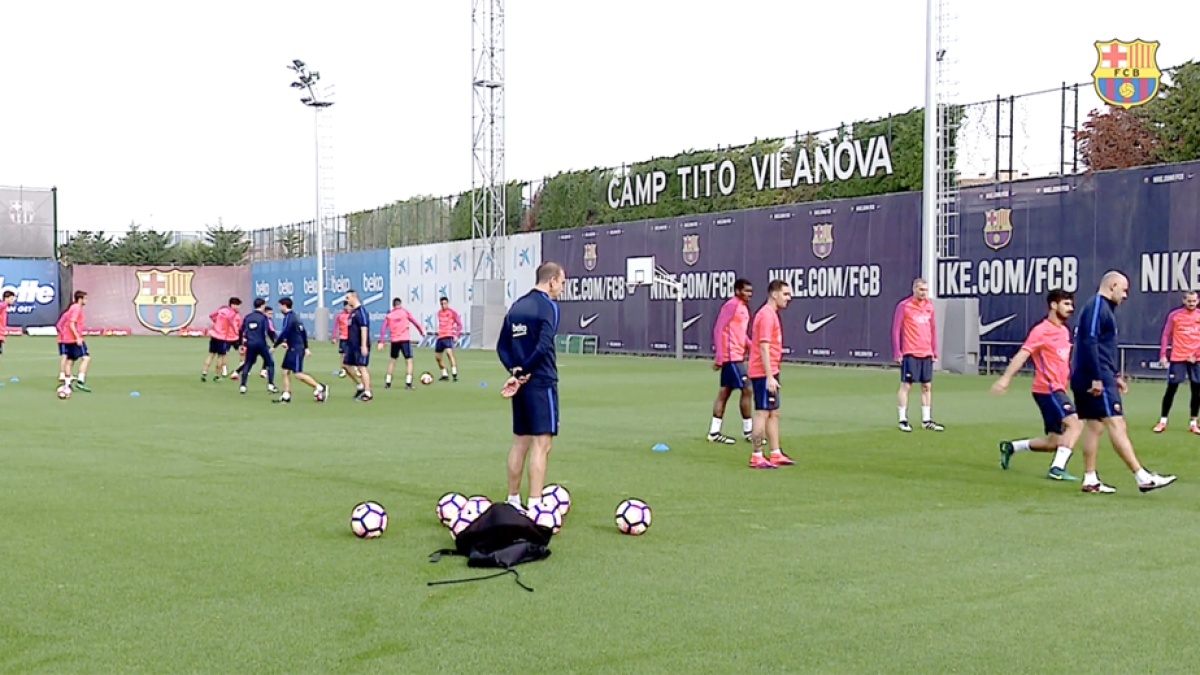 Imagen del entrenamiento de este lunes del equipo azul-grana