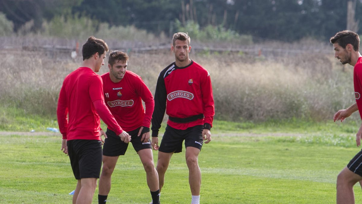 Ricardo Vaz, Fran Carbia y Máyor, durante uno de los entrenamientos de la semana pasada.