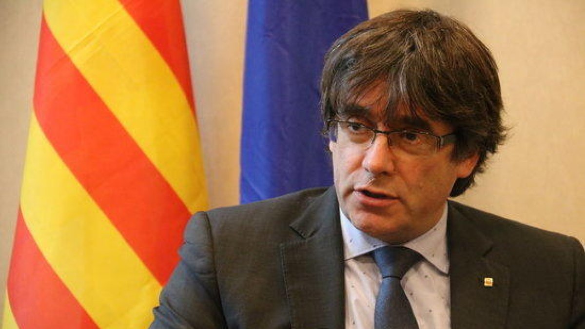 El president Puigdemont conversa amb l'ACN el 10 de novembre del 2017.