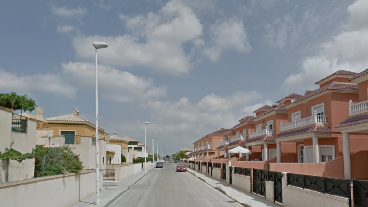 El incendio tuvo lugar en una vivienda de Almoradí, en la Comunidad Valenciana.
