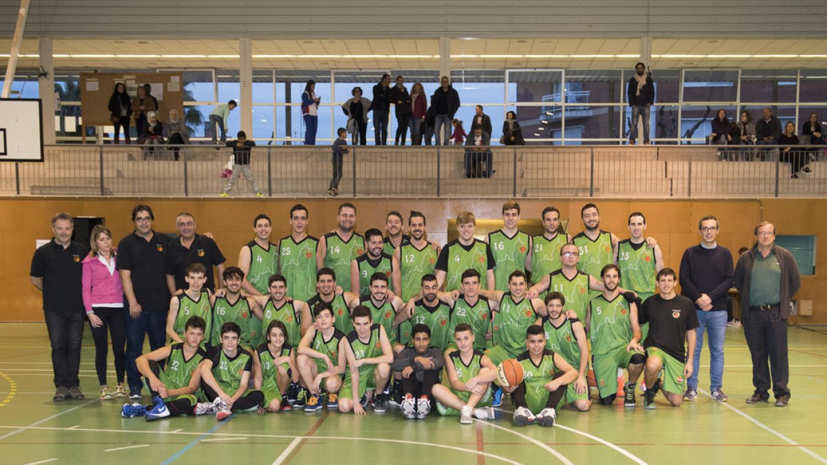 Imatge dels tres equips del Club Basquet Constantí en la seva presentació oficial.