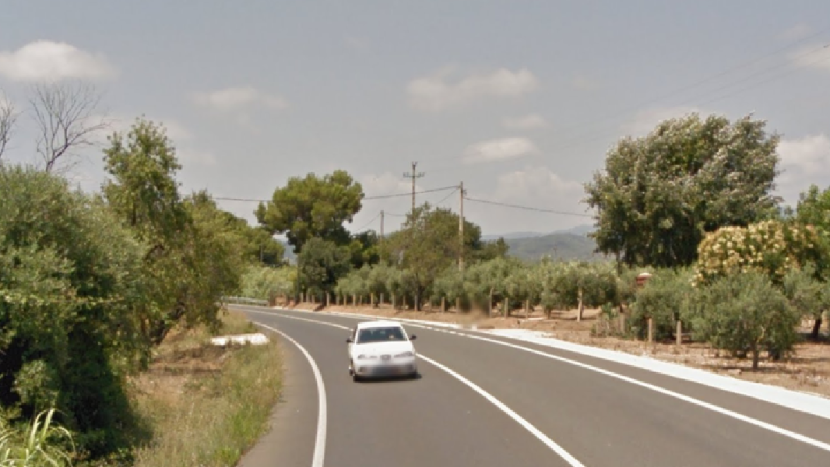 La carretera que conecta Reus con el Morell.