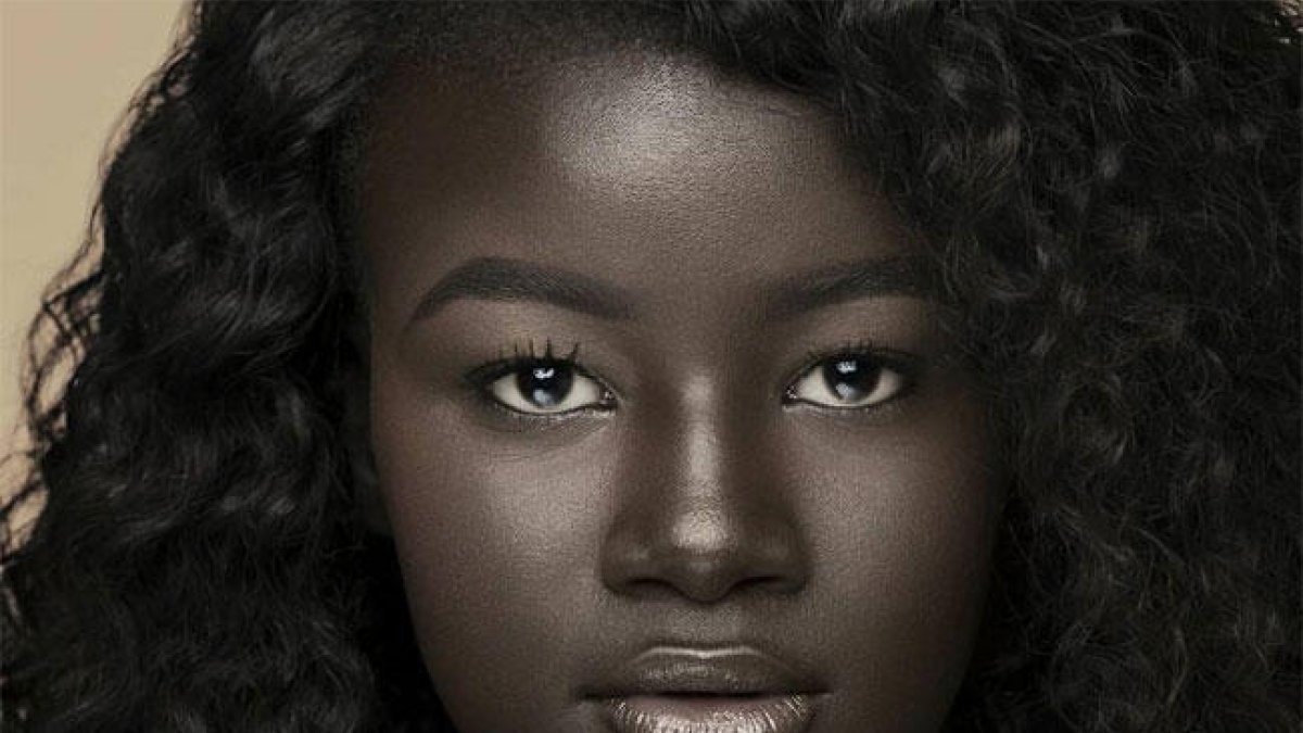 Khoudia Diop asegura que de pequeña «se reían de mí por mi color de piel».