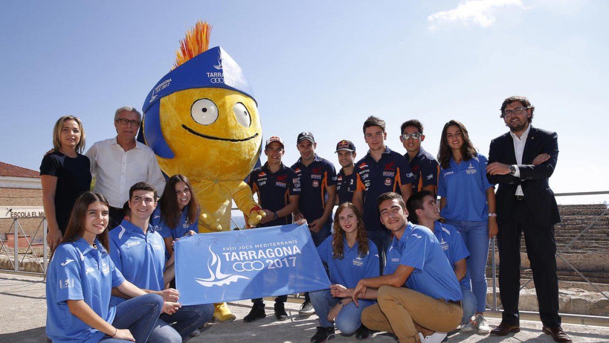 El equipo Repsol Honda en Tarragona.