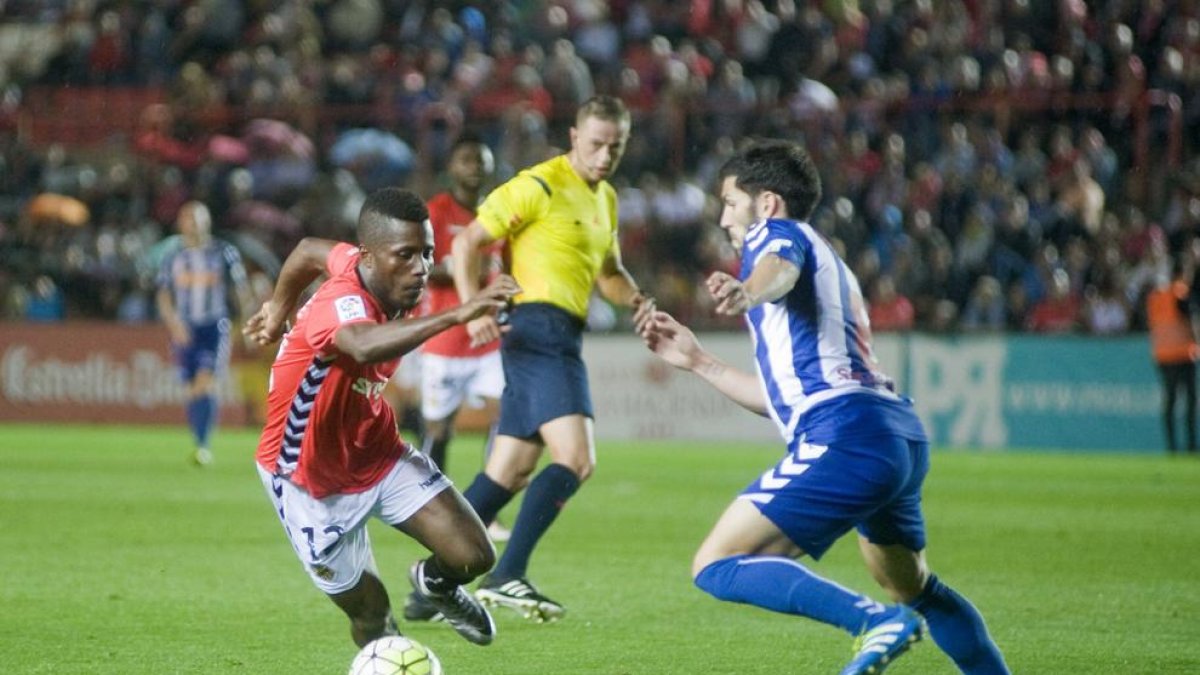 Una imagen del Nàstic-Alabès del curso pasado.