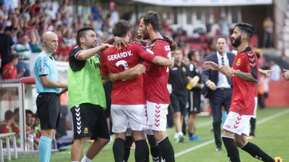 El Nàstic, celebrando un gol contra el Lugo en la primera vuelta.