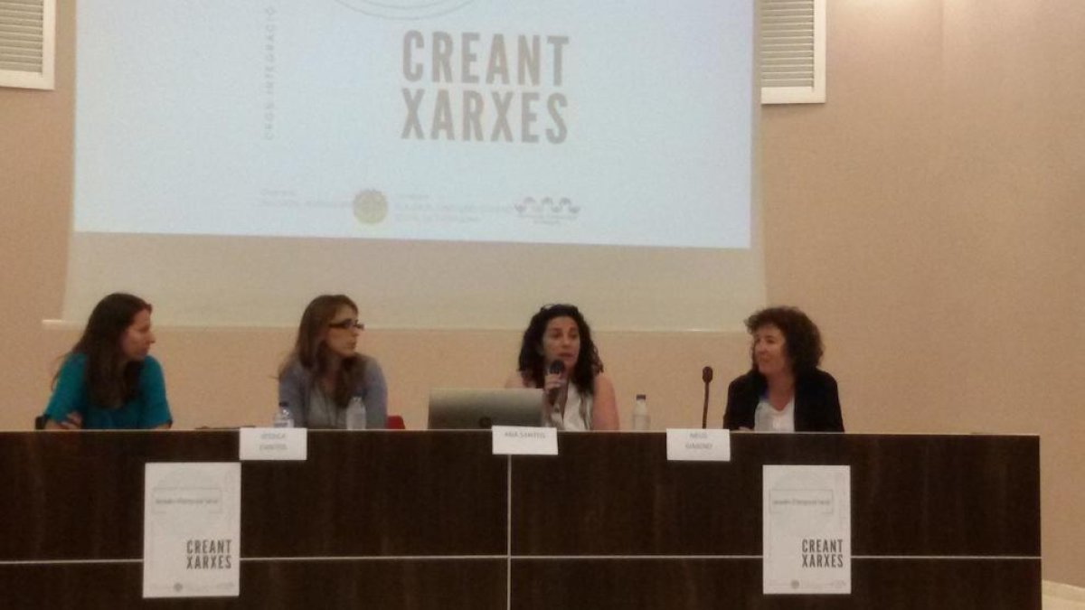 La jornada 'Creant Xarxes' s'ha celebrat aquest dimarts a l'institut Vidal i Barraquer.